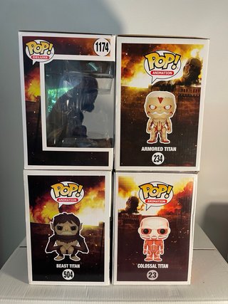 Lotto Funko Pop Attack on Titan Giganti