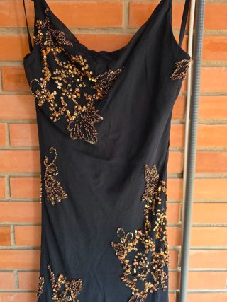 Vestido fiesta BDBA negro bordado oro T.M.