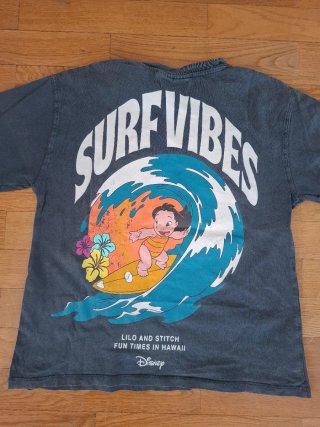 Camiseta Lilo & Stitch Surf Vibes Talla 9-10