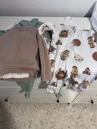 Regalo Conjunto Ropa Bebé Disney y mas cositas
