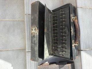 Lote 2 Carteras Antiguas Cuero