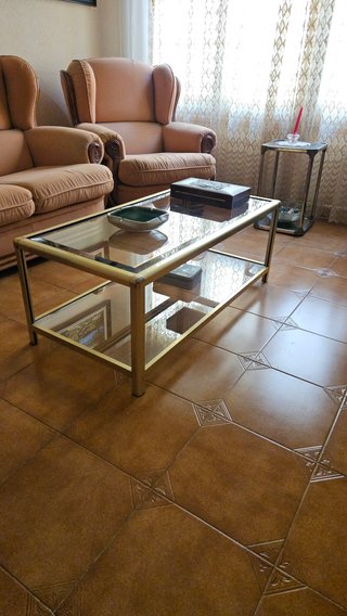 Mesa centro vintage dorada cristal