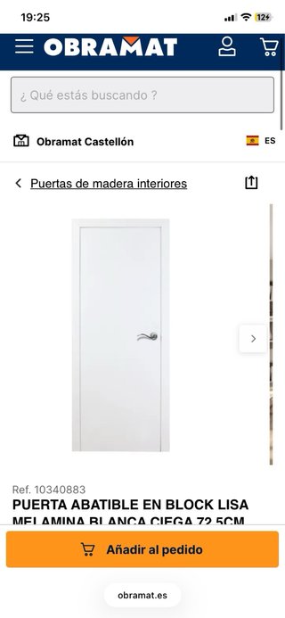 Puerta blanca lisa