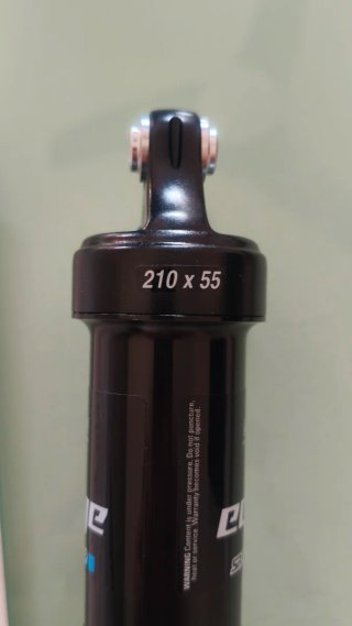 🆕 Amortiguador Suntour Edge 210x55
