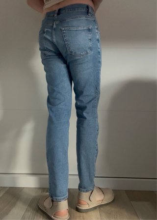 Pantalón vaquero elástico slim Zara
