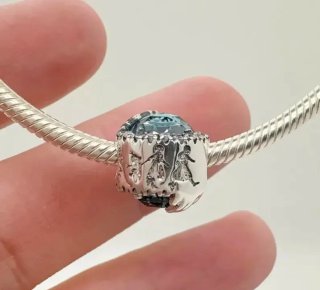 Pandora Charm Azul murano hielo Frozen