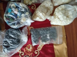 Lote de botones variados para manualidades