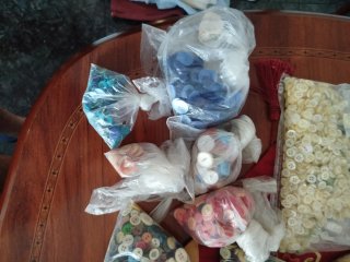 Lote de botones variados para manualidades