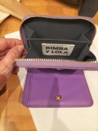 Cartera Bimba y Lola Morada Estampada Roja