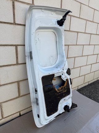 PUERTA TRASERA DERECHA RENAULT KANGOO 2 X61