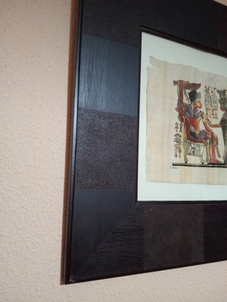Mesilla Tijera y Cuadro Egipcio