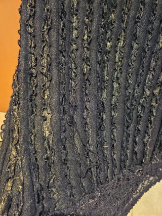 Vestido Custo Negro con Detalles