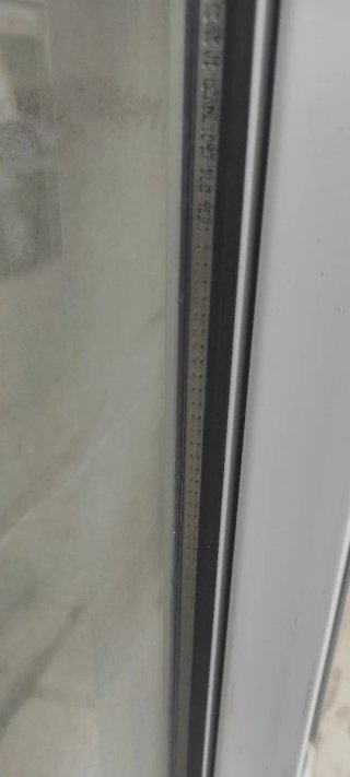 Ventana corredera de aluminio blanca