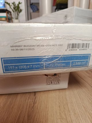 Suelo laminado roble 3 cajas (8.5m2)
