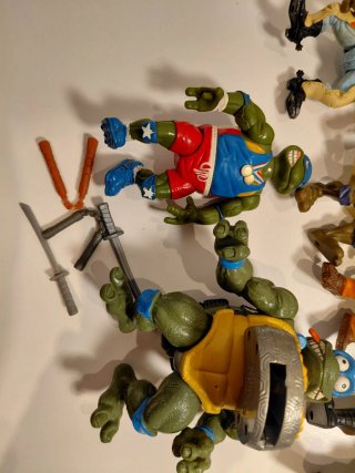 Lote Figuras Tortugas Ninja + furgoneta Playmates