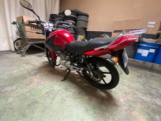 Yamaha YBR 125cc Moto en cuenca