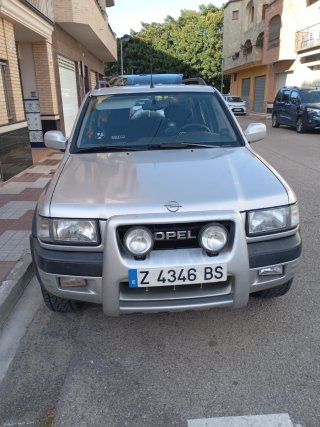 Opel Frontera 2000