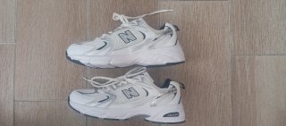 Zapatillas New Balance Blancas y Grises