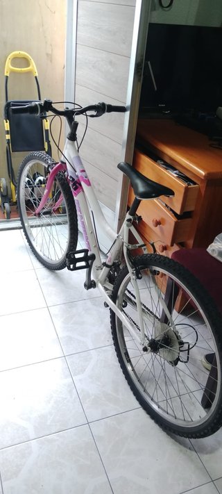 Bicicleta Denbike 26 Blanca y Rosa