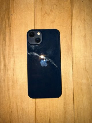 iPhone 13 128GB con Fundas y Protector.