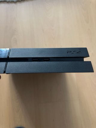PS4 500GB Negra + 2 Mandos