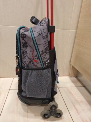Mochila Totto 3 ruedas escaleras