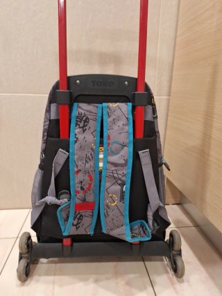 Mochila Totto 3 ruedas escaleras