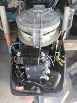 Zodiac 3,10 Doble Casco + Motor 8CV
