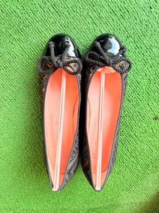 Pretty Ballerinas Joanna T 39 Negro/Dorado