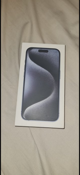 iPhone 15 Pro Grigio Azzurro