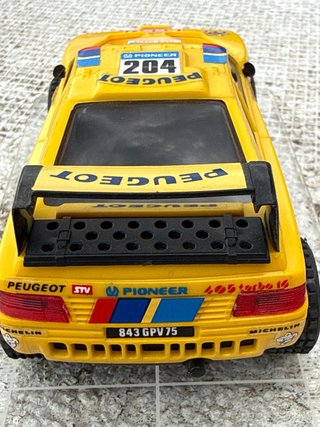 Peugeot 405 Dakar Vatanen Slot Car