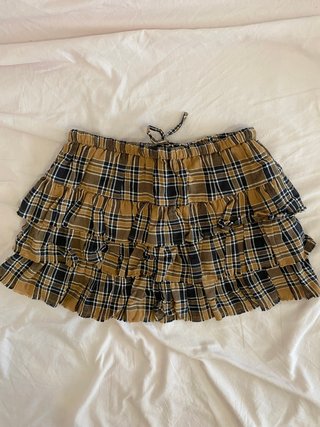 Falda Bershka volantes cuadros Talla S