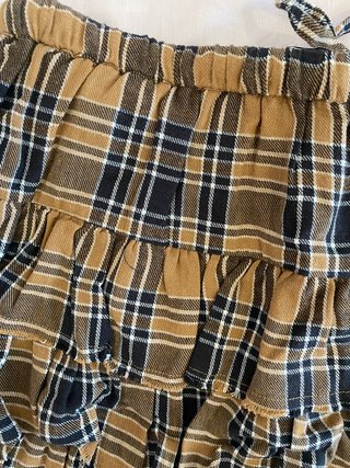Falda Bershka volantes cuadros Talla S