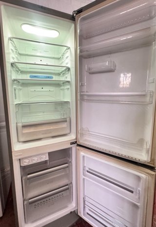 FRIGORÍFICO COMBI NO FROST LG EN ACERO INOXIDABLE
