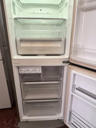 FRIGORÍFICO COMBI NO FROST LG EN ACERO INOXIDABLE