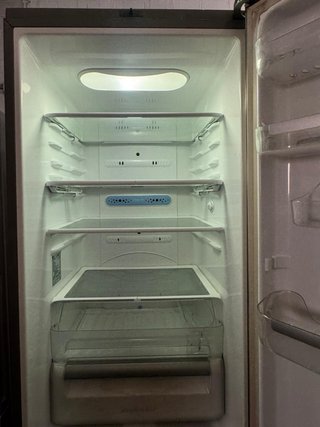 FRIGORÍFICO COMBI NO FROST LG EN ACERO INOXIDABLE