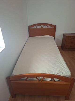 Cama individual de madera 180x90