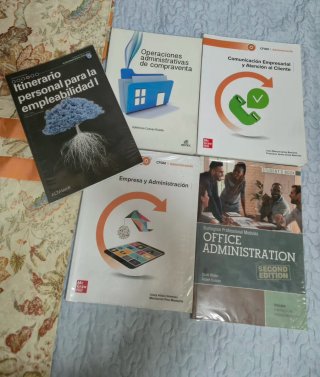 Libros de 1° de Gestión Administrativa