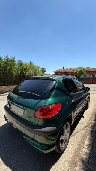 Peugeot 206 2003