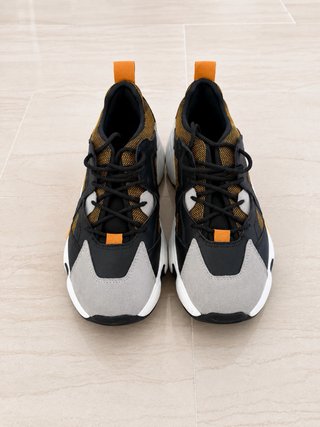 Zapatillas Emporio Armani Negras y Naranjas