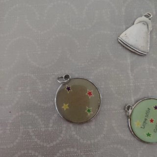 Lote 3 medallas Virgencita Plis