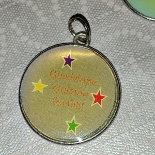 Lote 3 medallas Virgencita Plis