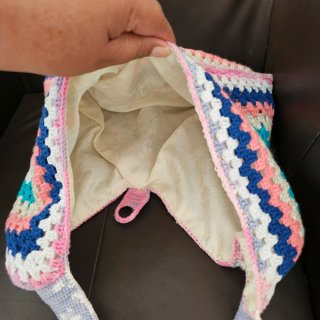 Bolso tejido a mano multicolor