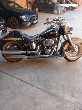 Harley Davidson Heritage Softail Deluxe