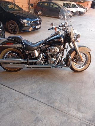 Harley Davidson Heritage Softail Deluxe