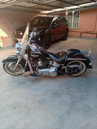 Harley Davidson Heritage Softail Deluxe