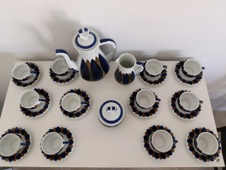 Juego de café Sargadelos de cerámica azul y blanco