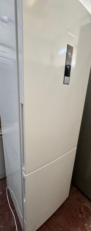 FRIGORÍFICO COMBI NO FROST SIEMENS EN BLANCO