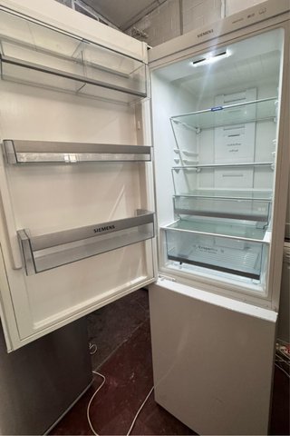 FRIGORÍFICO COMBI NO FROST SIEMENS EN BLANCO