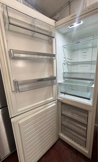 FRIGORÍFICO COMBI NO FROST SIEMENS EN BLANCO